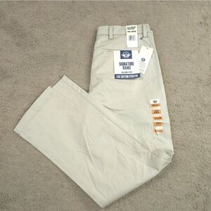 Dockers Men's Signature Slim Fit Lux